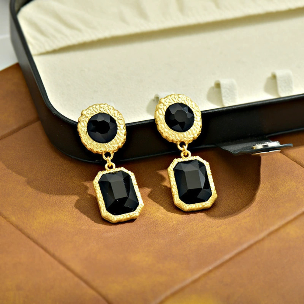 Vintage Alloy Earrings Exaggerated Earrings